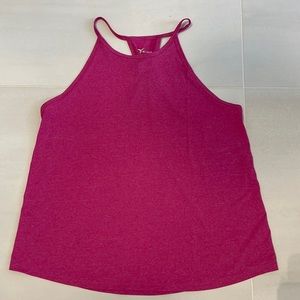 Activewear Top w/ Wicking fabric Rouching detail at back. Pink Heather color.
